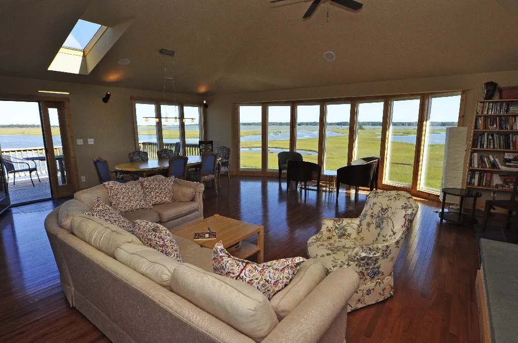 chincoteague waterfront vacation rental home eureka